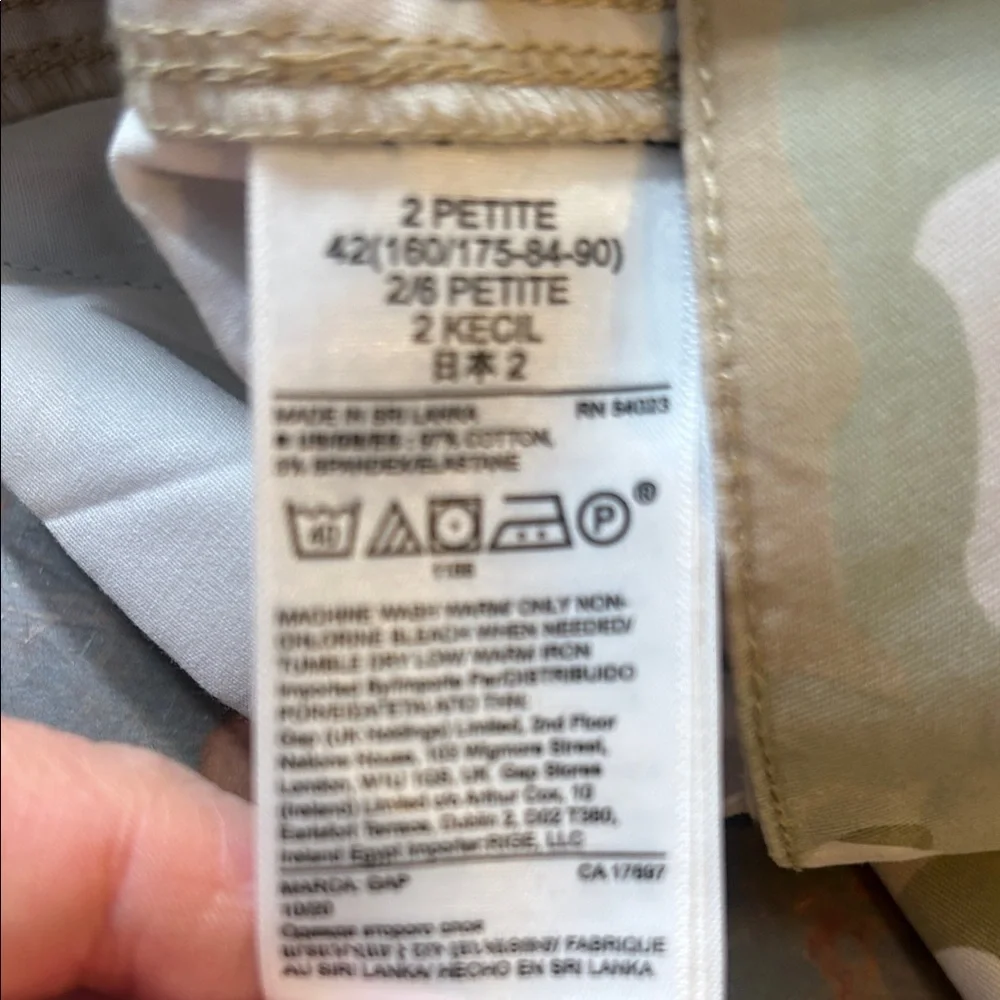 GAP Camouflage Cotton Cargo Shorts 2P